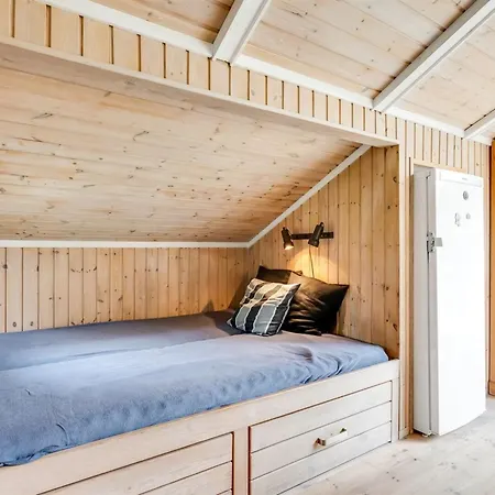 Aamu - 300m To The Fjord By Interhome Tatil Evi *